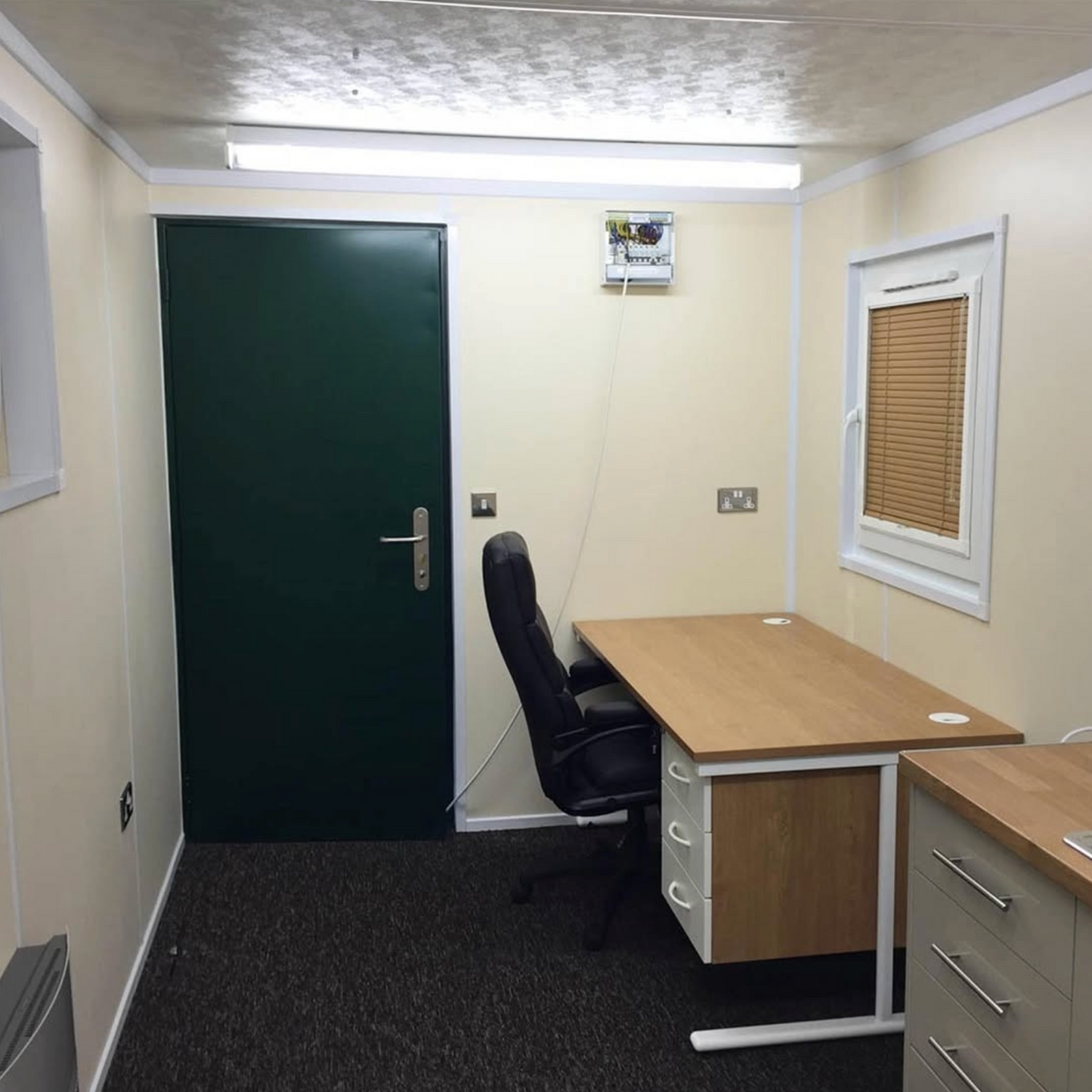 6M OFFICE CONVERTED CONTAINER